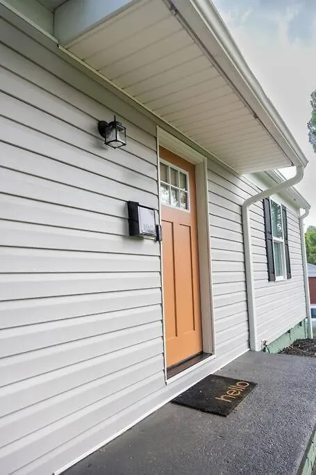4 Bedroom Bungalow - 5 Min To Uptown Charlotte 0*,  Verenigde Staten
