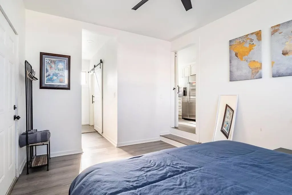 Vakantiehuis 4 Bedroom Bungalow - 5 Min To Uptown Charlotte Verenigde Staten